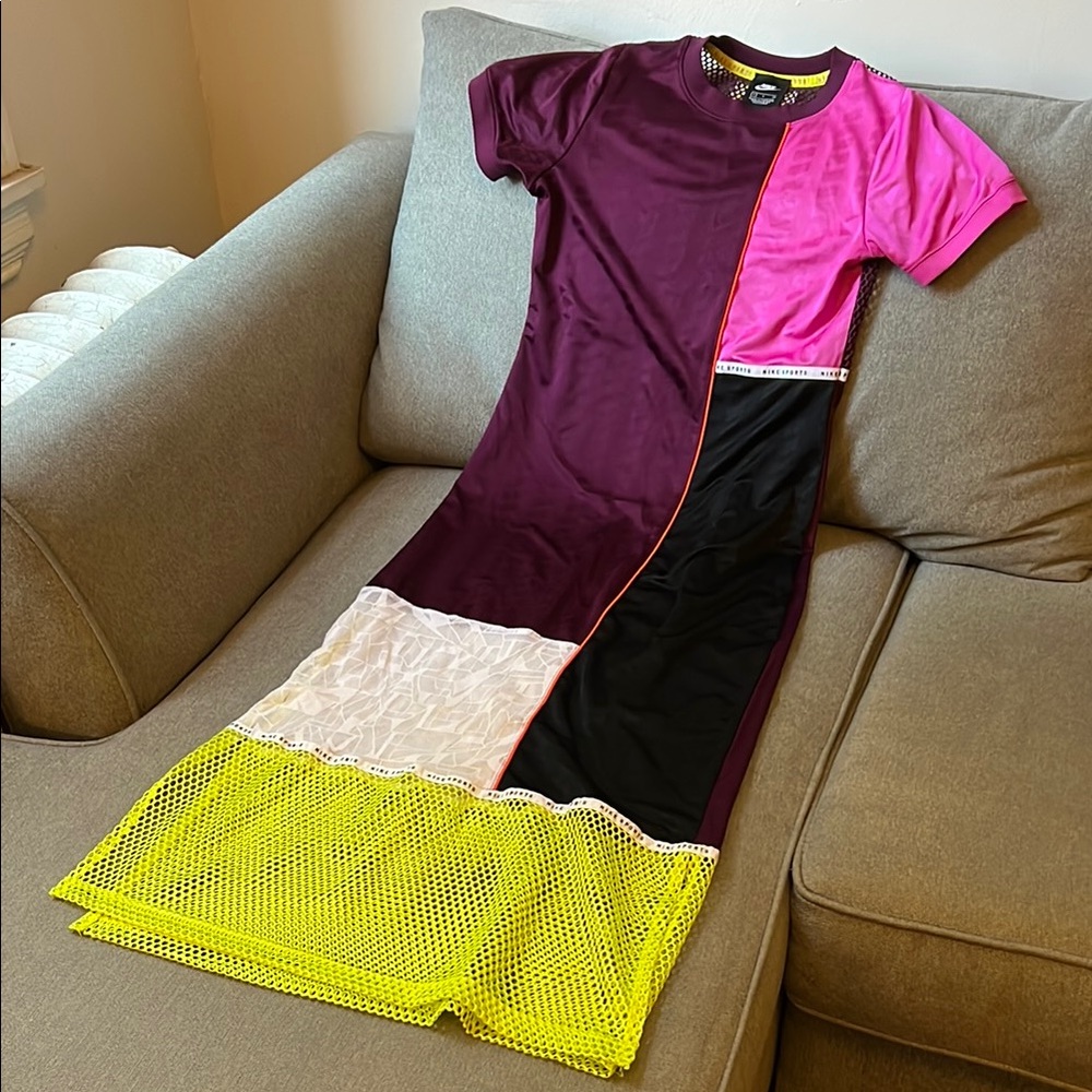 Nike Colorblock Dress excellent condition